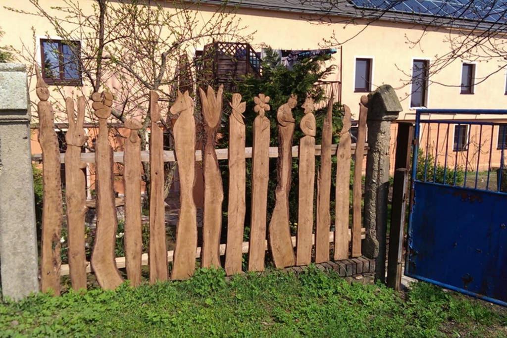 Sinnes Wandel Hof Serka Грима Екстериор снимка